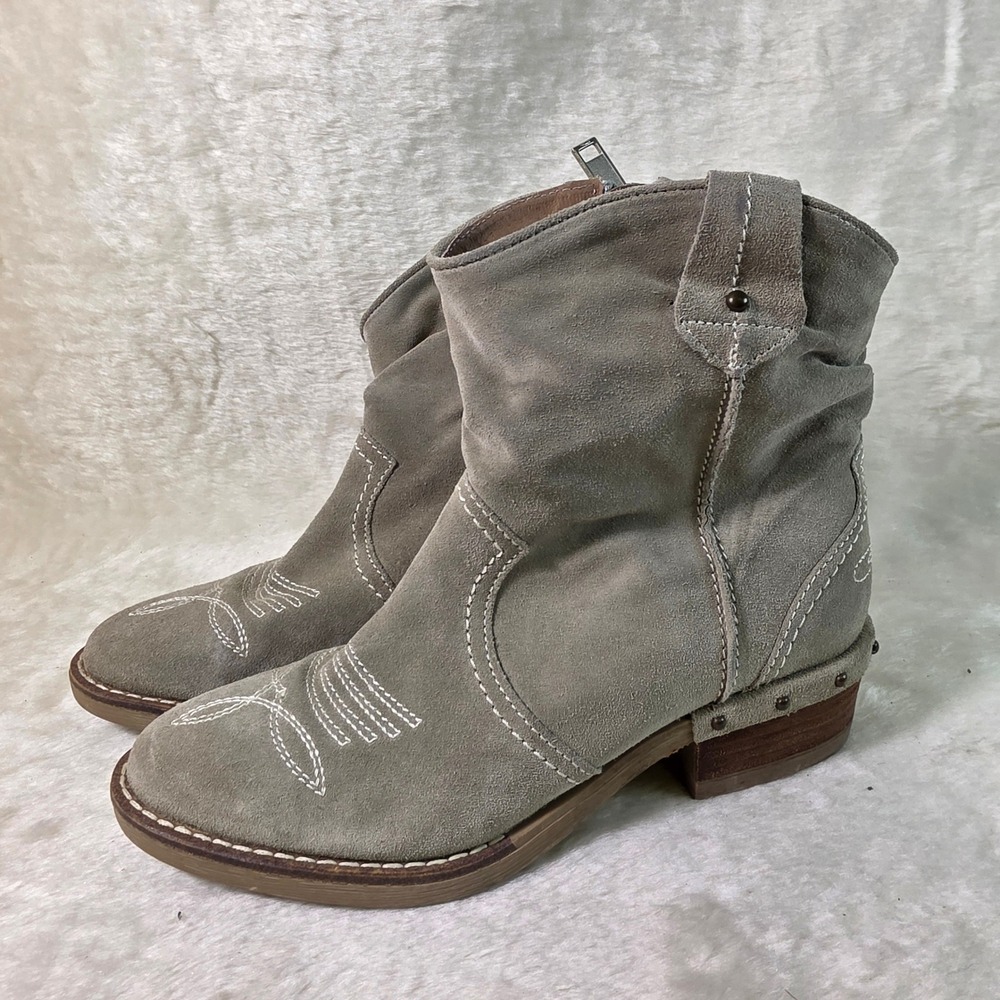 Sundance Western Ankle Boots Gray Suede Slouchy Studded Western Women 39 8 8.5